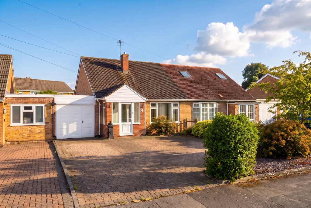 Mollington Crescent, Shirley photo 2