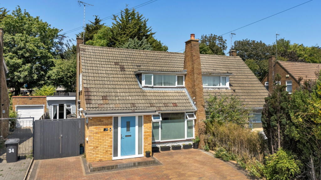 Main image of property: Wilbury Drive, Dunstable
