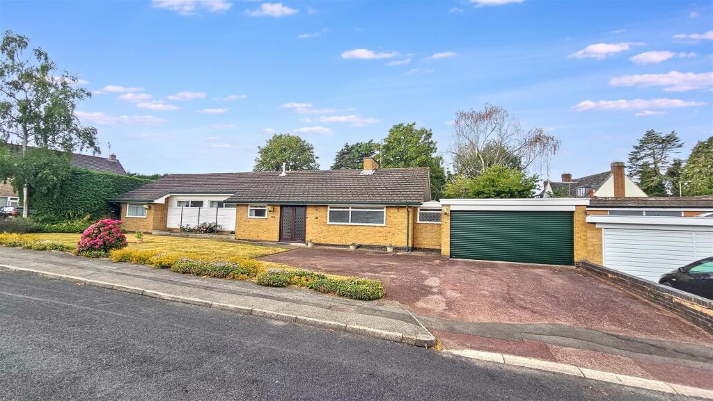 Main image of property: Ringers Close, Oadby