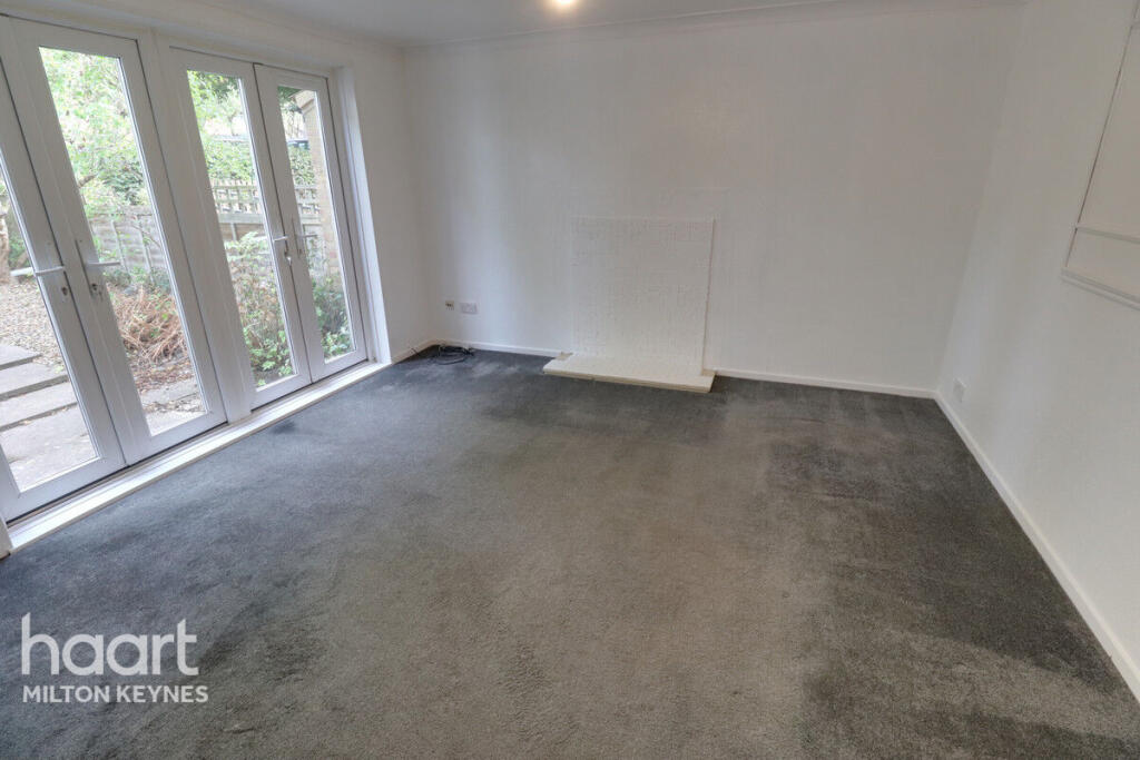 House in Milton Keynes, Giffard Park, Great Linford - View 2