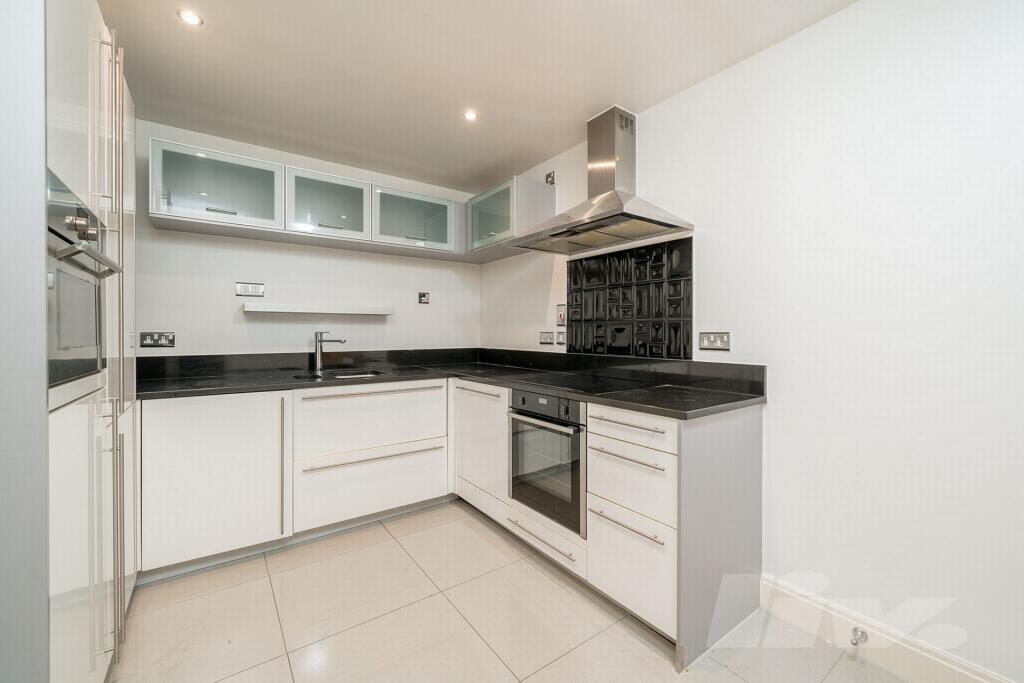 Apartment in London - View 4