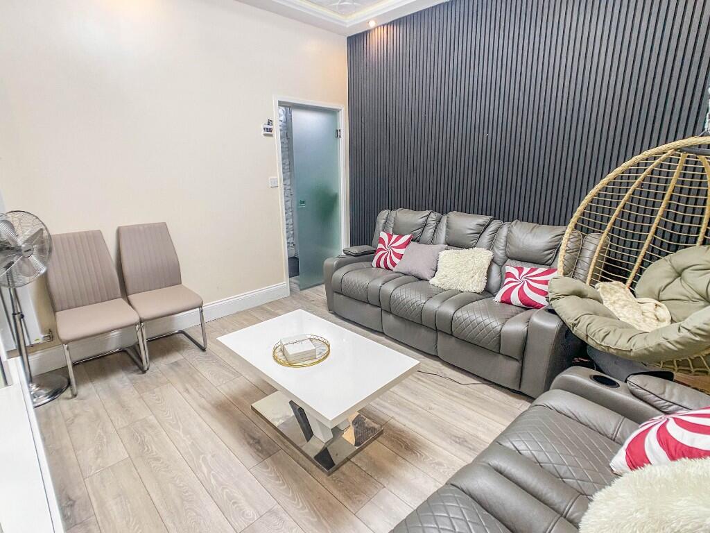 House in Sheffield, South Yorkshire - View 3