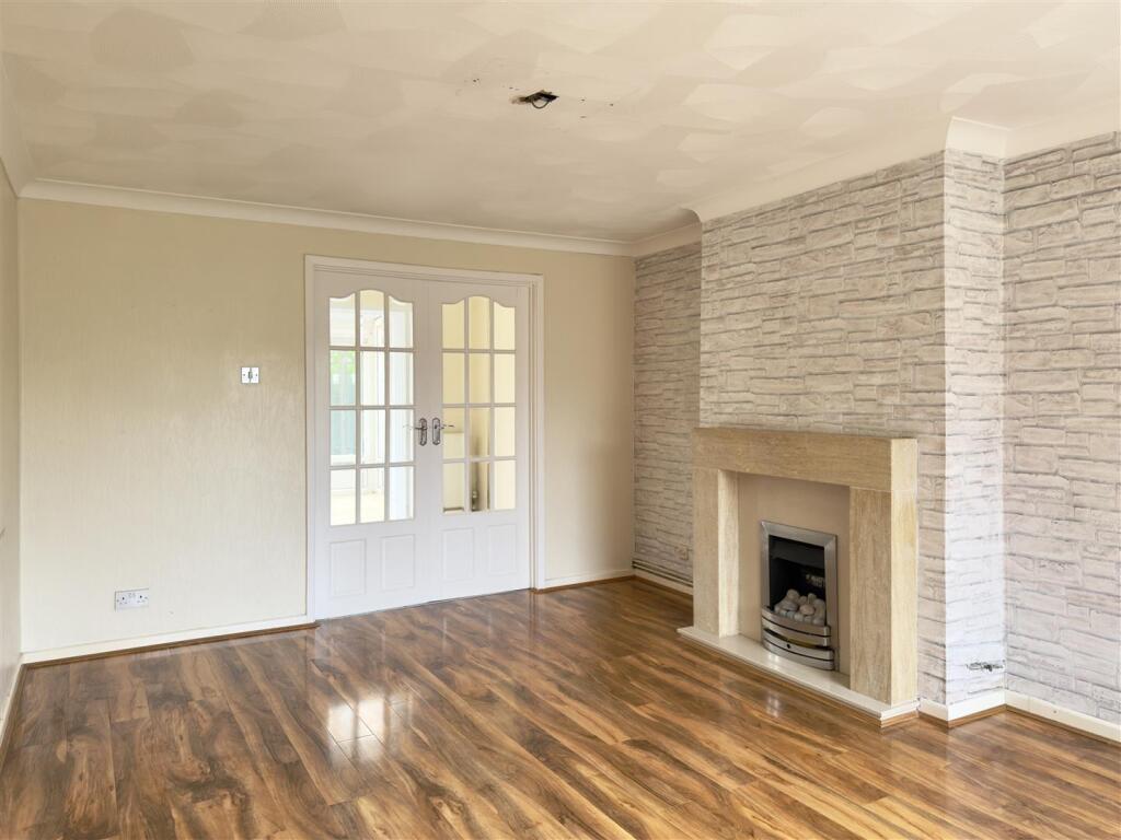 House in Llandough - View 3