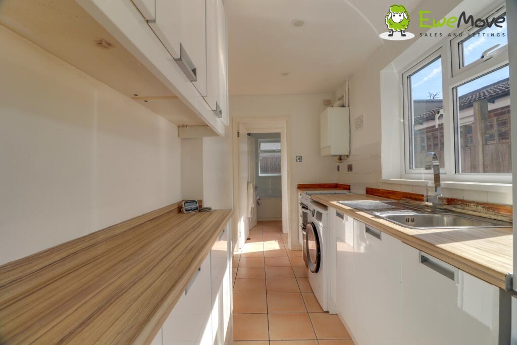 Main image of property: 41 Stanley Street, Luton