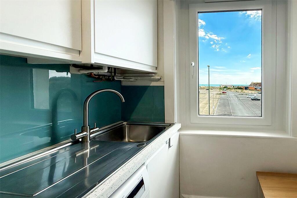 Apartment in Littlehampton - More