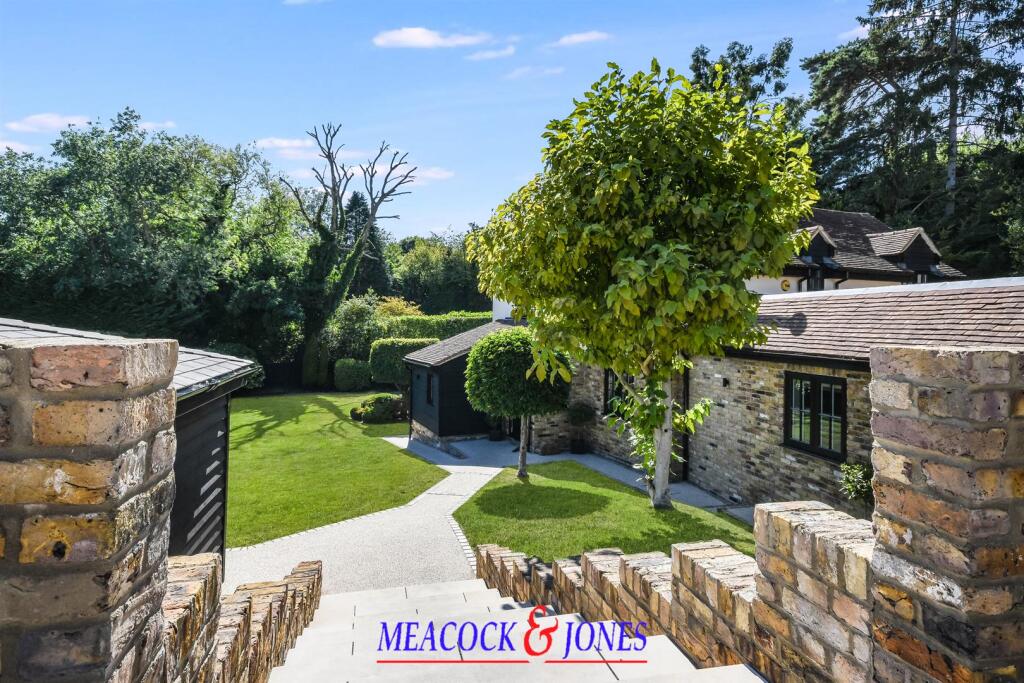 House in Brentwood, Shenfield - View 4