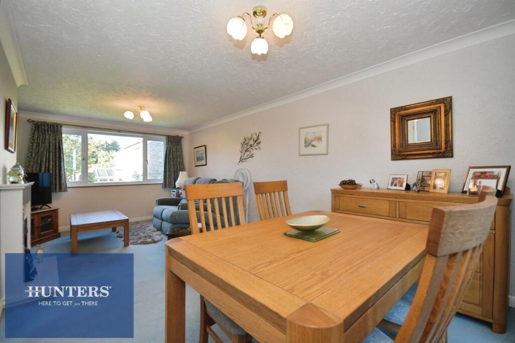 House in Chesterfield, Derbyshire - View 3