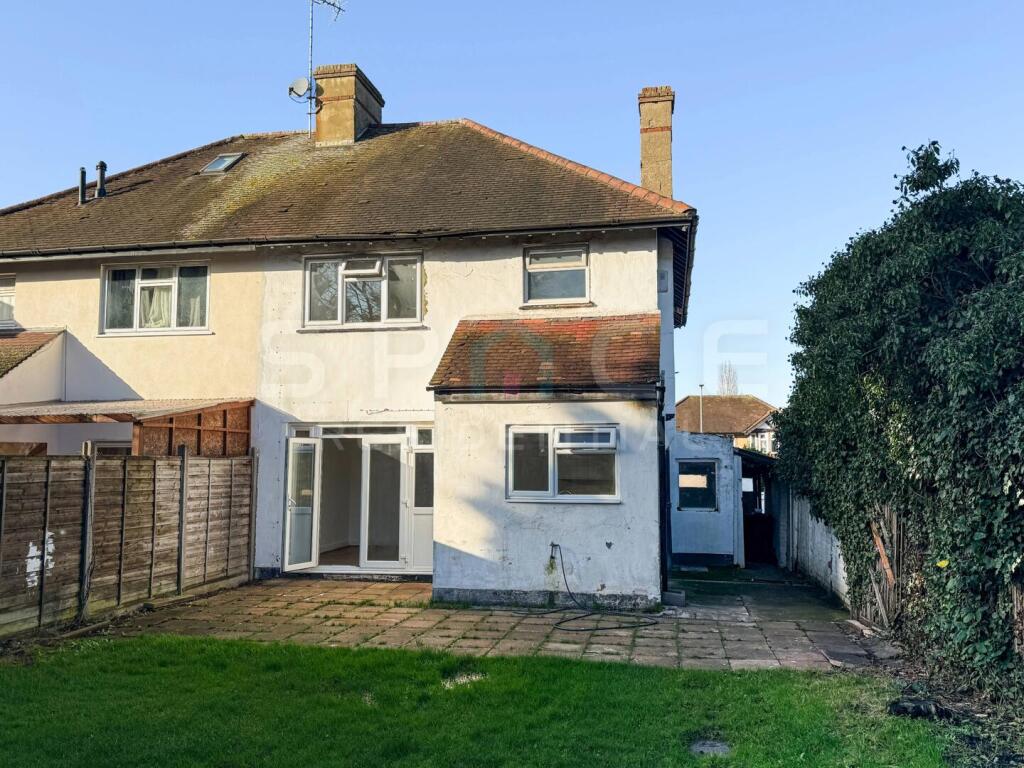 Main image of property: 3 Bedroom 2 Reception property in Edgware HA8