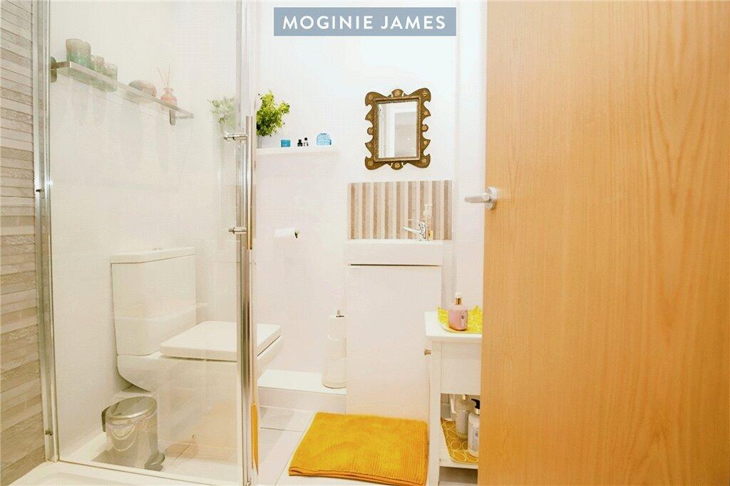 Apartment in Cardiff, Canton - More