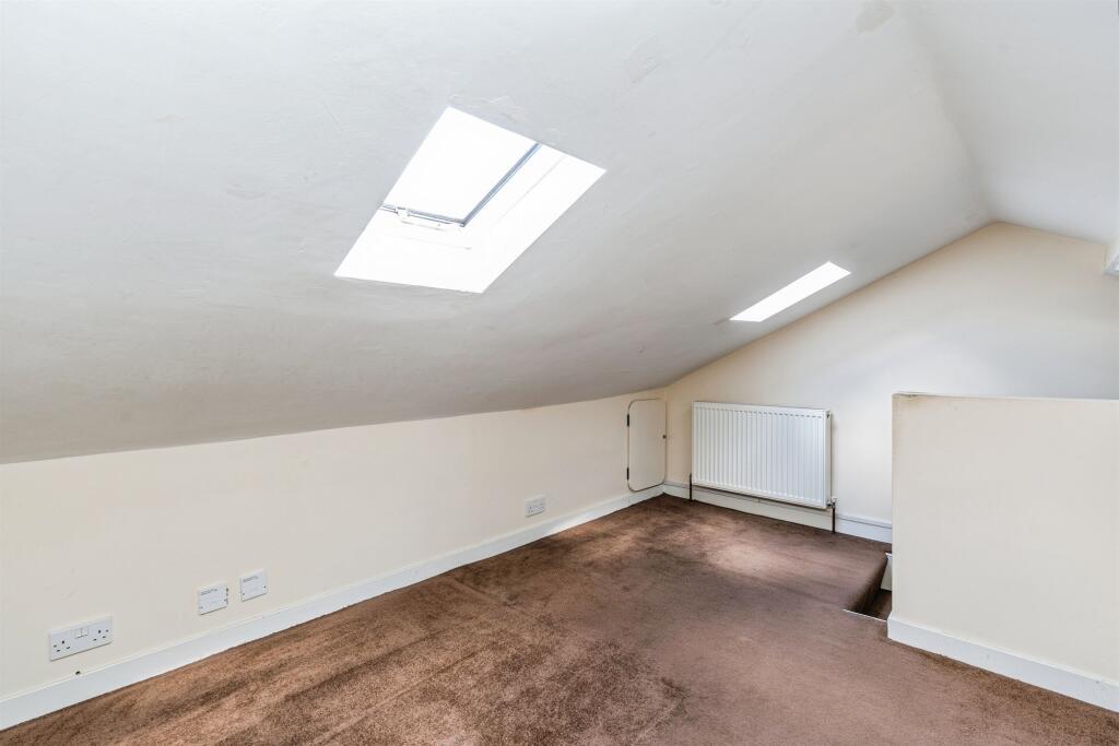 House in Eastleigh, Newtown - More