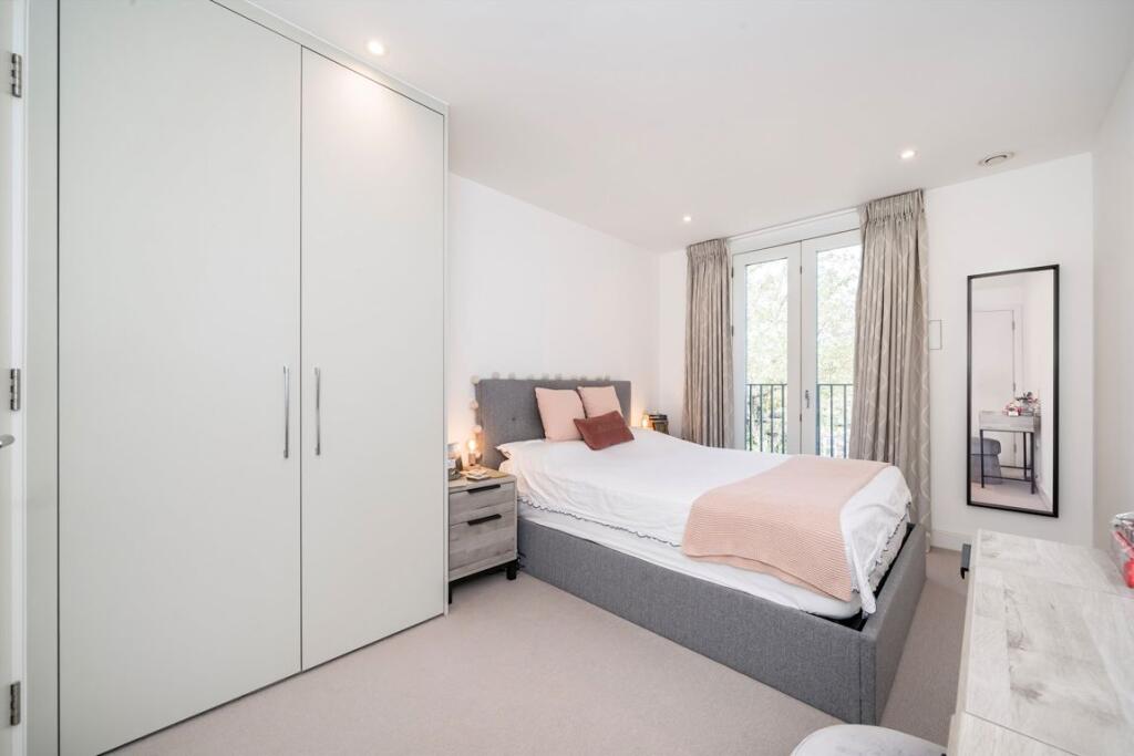 Apartment in London, Fulham - View 3