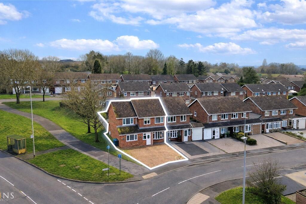 House in Tamworth, Staffordshire - View 2