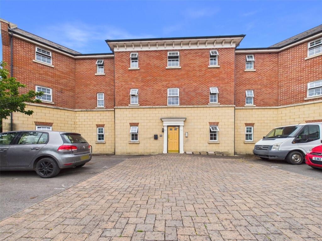 Main image of property: Woodvale Kingsway, Quedgeley, Gloucester, Gloucestershire, GL2