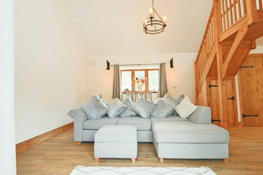1 bedroom cottage for rent