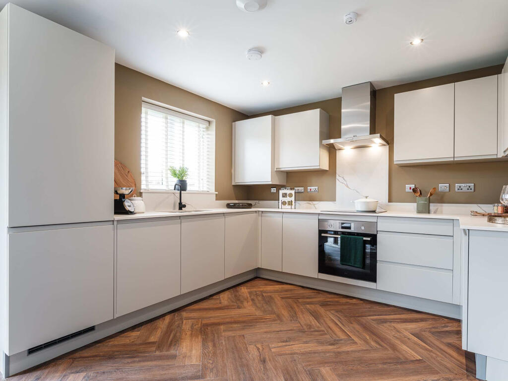 House in Bristol, Cribbs Triangle, Almondsbury - View 3