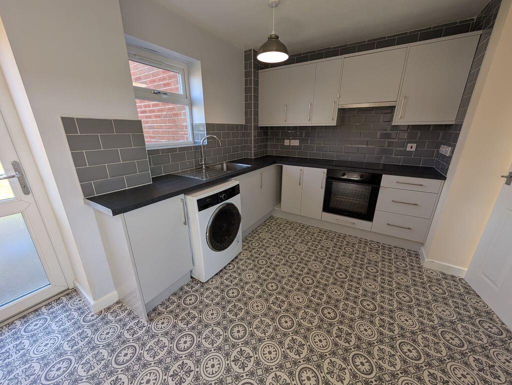 House in Birmingham, West Midlands - View 4
