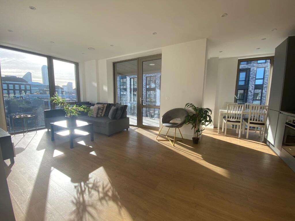 Main image of property: Cordwainer House, New Village Avenue, London, E14