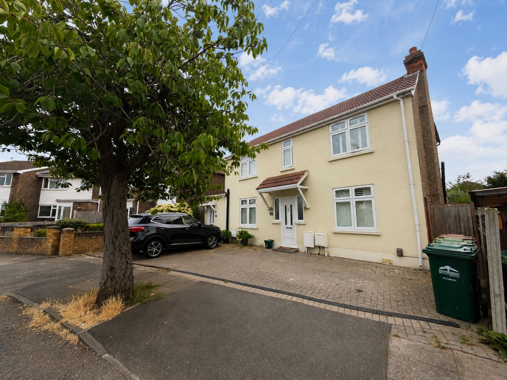 House in Spelthorne, Surrey