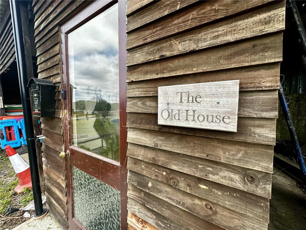 Main image of property: Botley Road, Shedfield Equestrian Centre, SO32