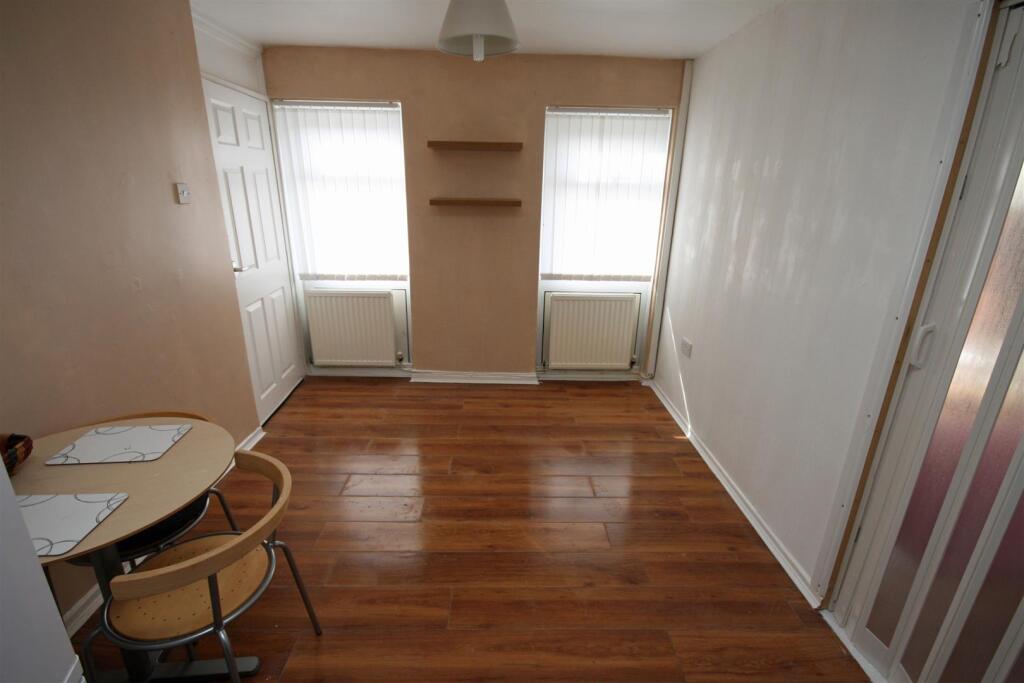 House in Wigan - View 4