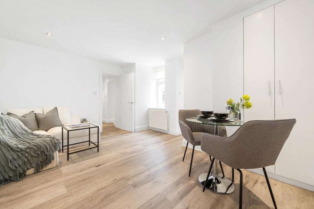 Main image of property: Rossiter Road, SW12