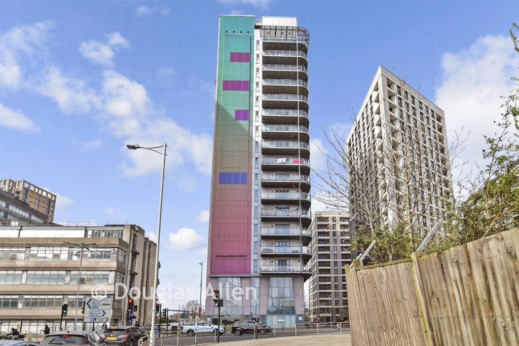 Main image of property: Ilford Hill, Ilford, Essex