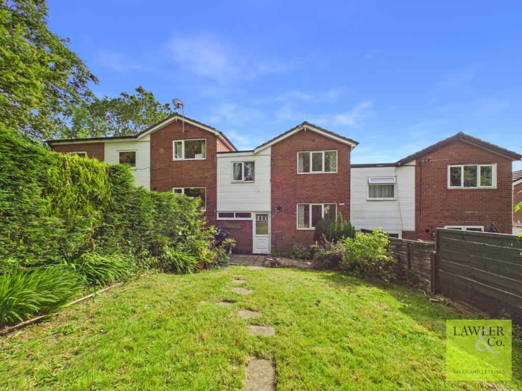 House in Stockport, Hawk Green - More