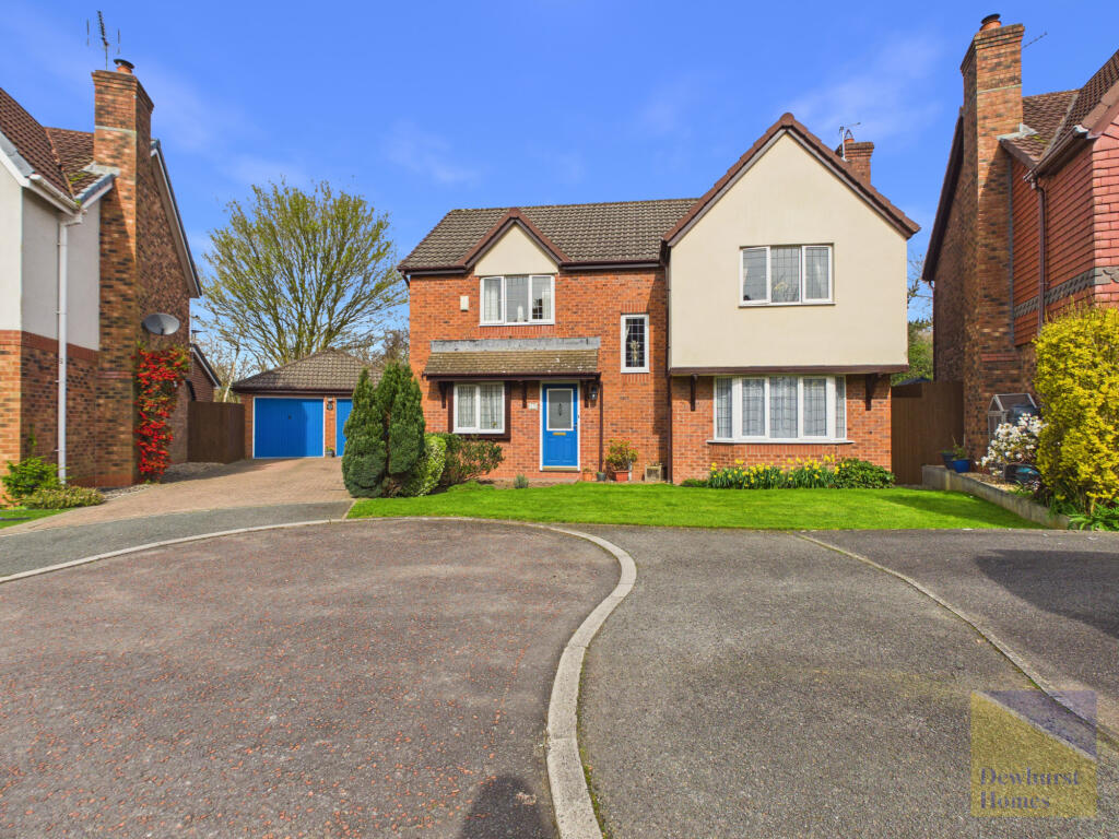 4-bed detached on Coleridge Close,  Cottam, PR4, £360,000