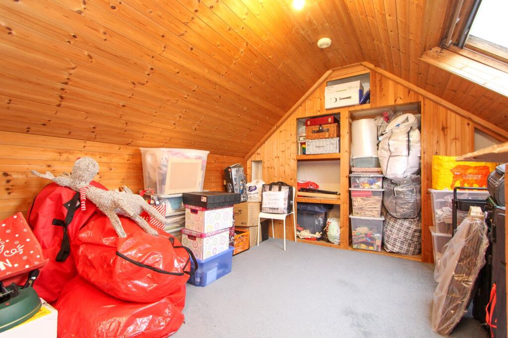 Additional image 31 of Knighton Close, Four Oaks, B74