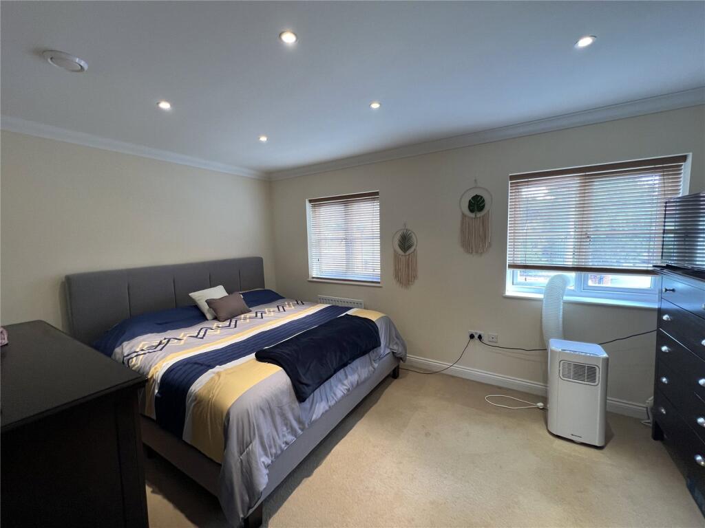 House in Ipswich - View 4