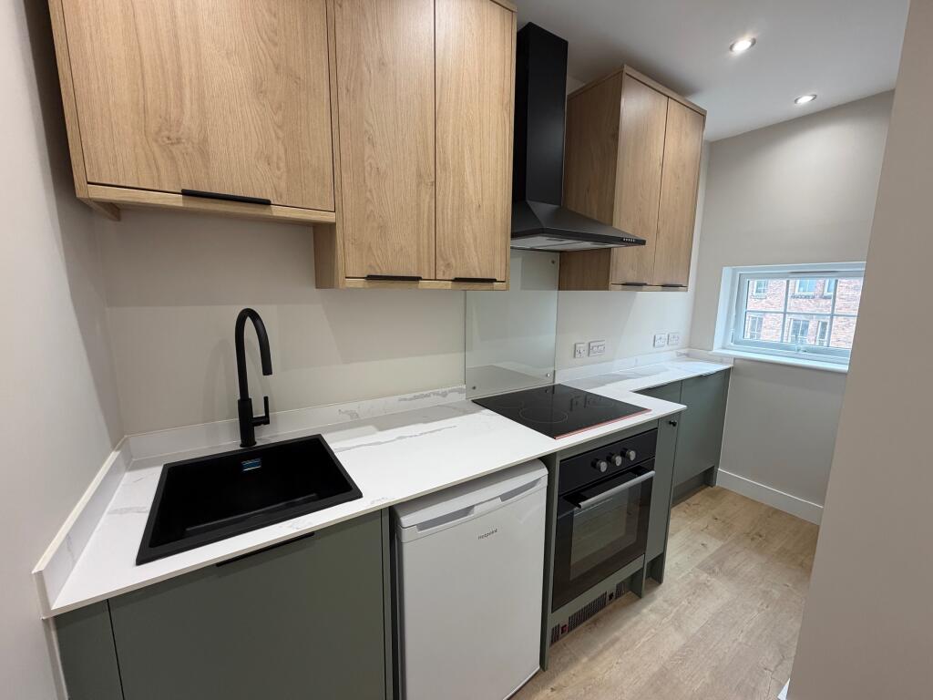 House in Derby - View 5