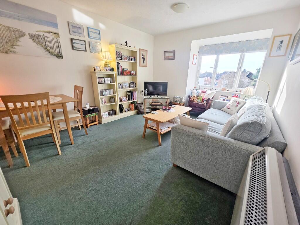 Apartment in Bournemouth - View 2
