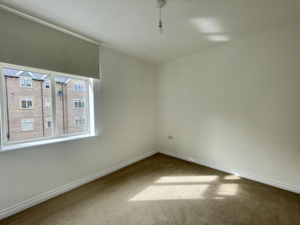 Apartment in Sheffield, South Yorkshire - More