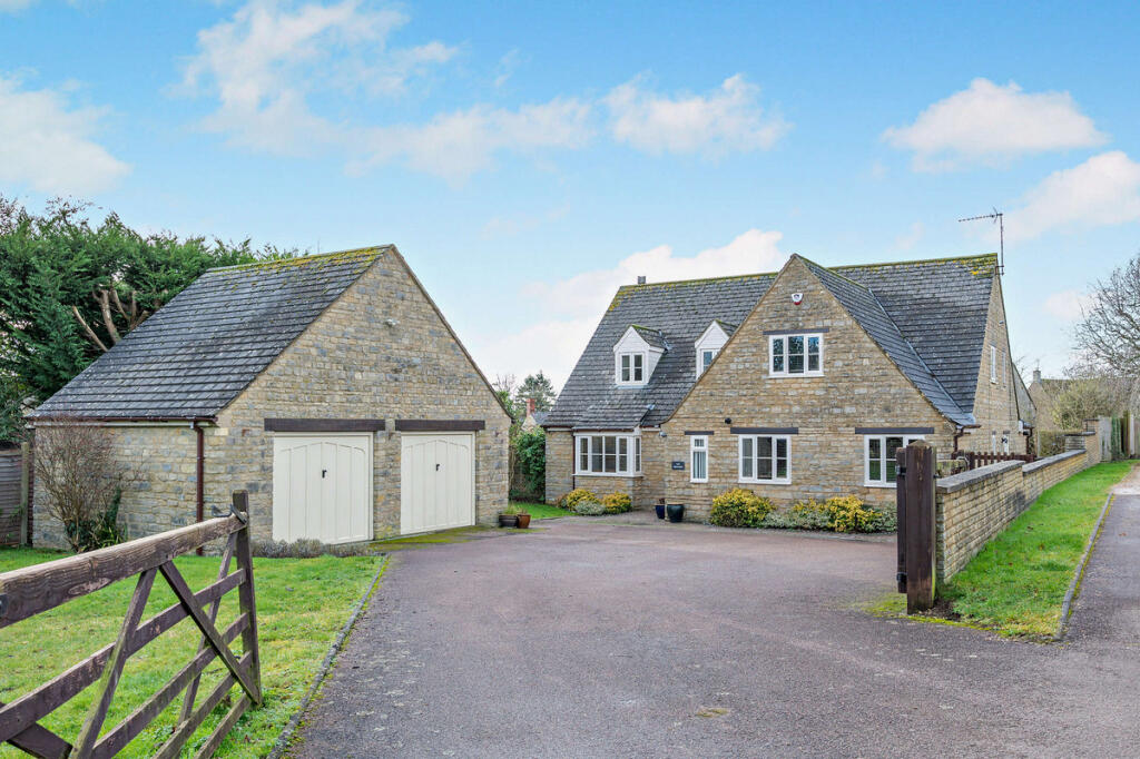 4-bed detached on Helmdon Brackley, Northants, NN13 5QA, £850,000