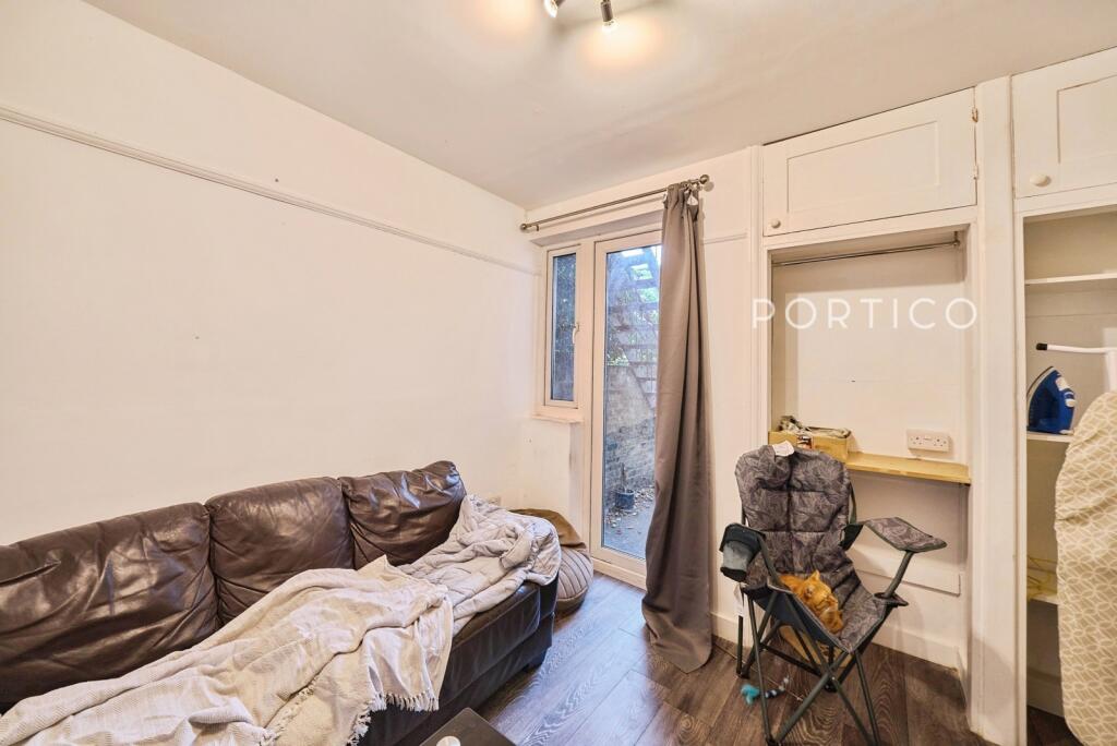 Apartment in London - View 4