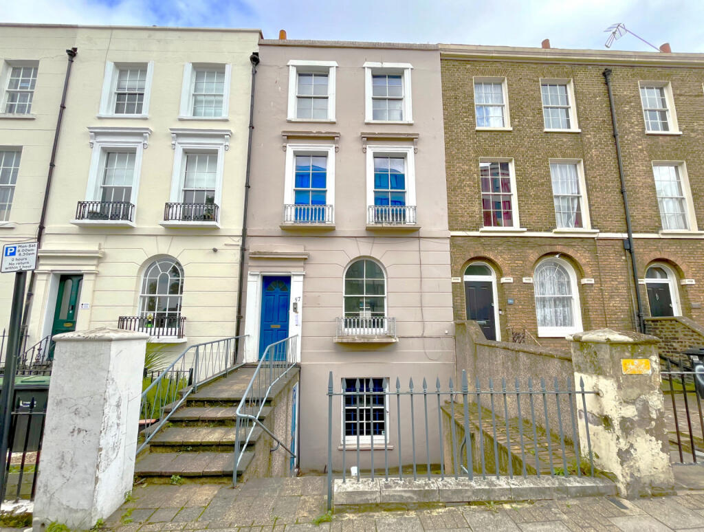 Main image of property: Windmill Street Gravesend Kent DA12 1BB