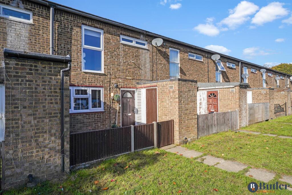 3-bed terraced on Canterbury Way, Stevenage, £345,000