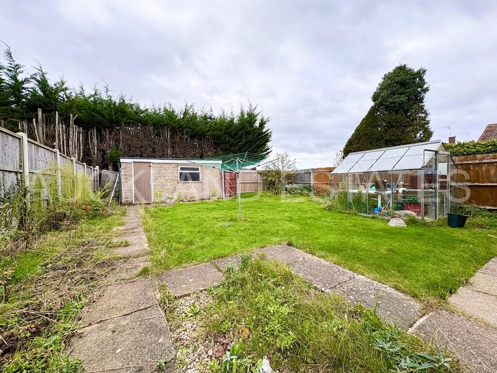 Additional image 13 of Knolles Crescent, Welham Green