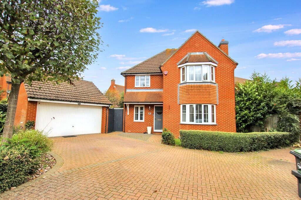 4-bed detached on Cypress Court, Dunmow, £650,000