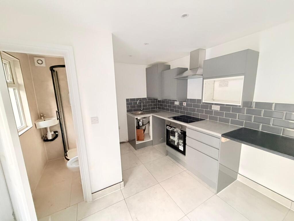 Main image of property: Ground Floor Flat, Nottingham Road, South Croydon, Croydon