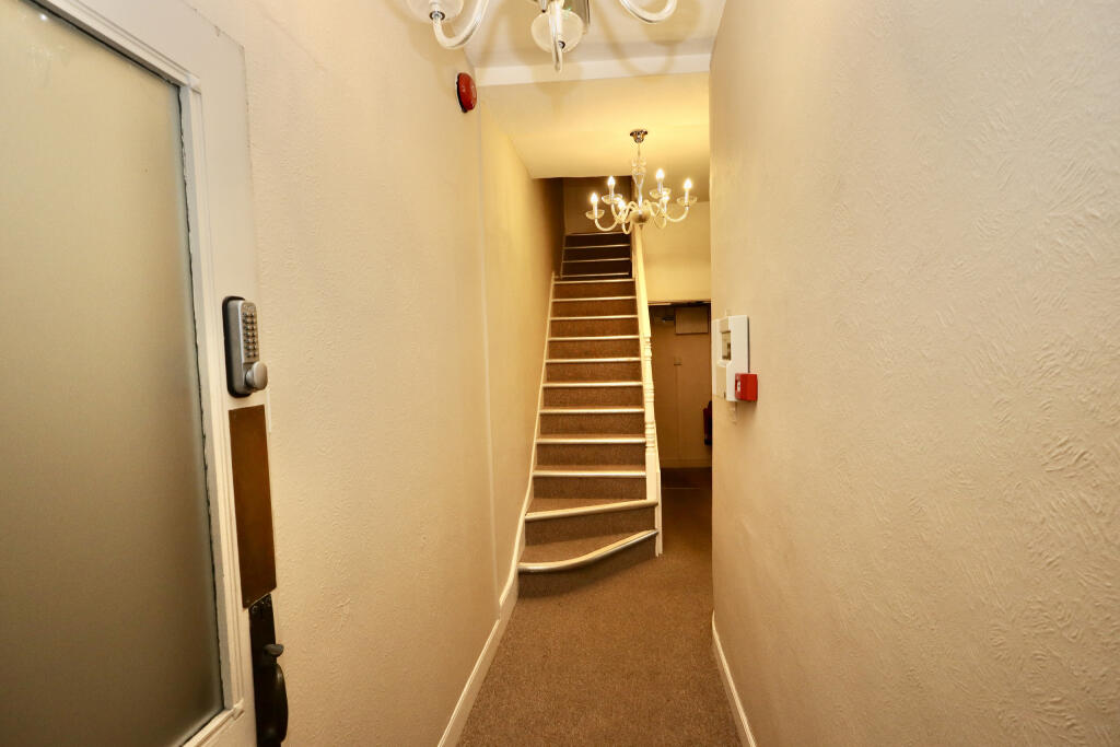 House in Wells, Somerset - View 4