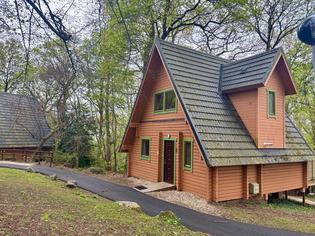 Main image of property: Oak Rise, Finlake Holiday Resort & Spa, Newton Abbot, Newton Abbot