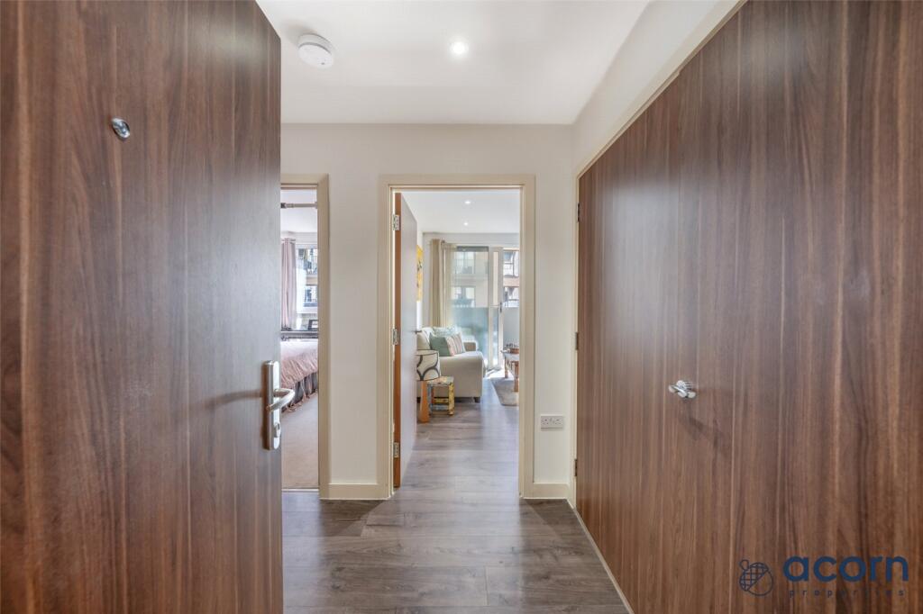 Dunnock House, 21 Moorhen Drive, London, NW9 photo 2