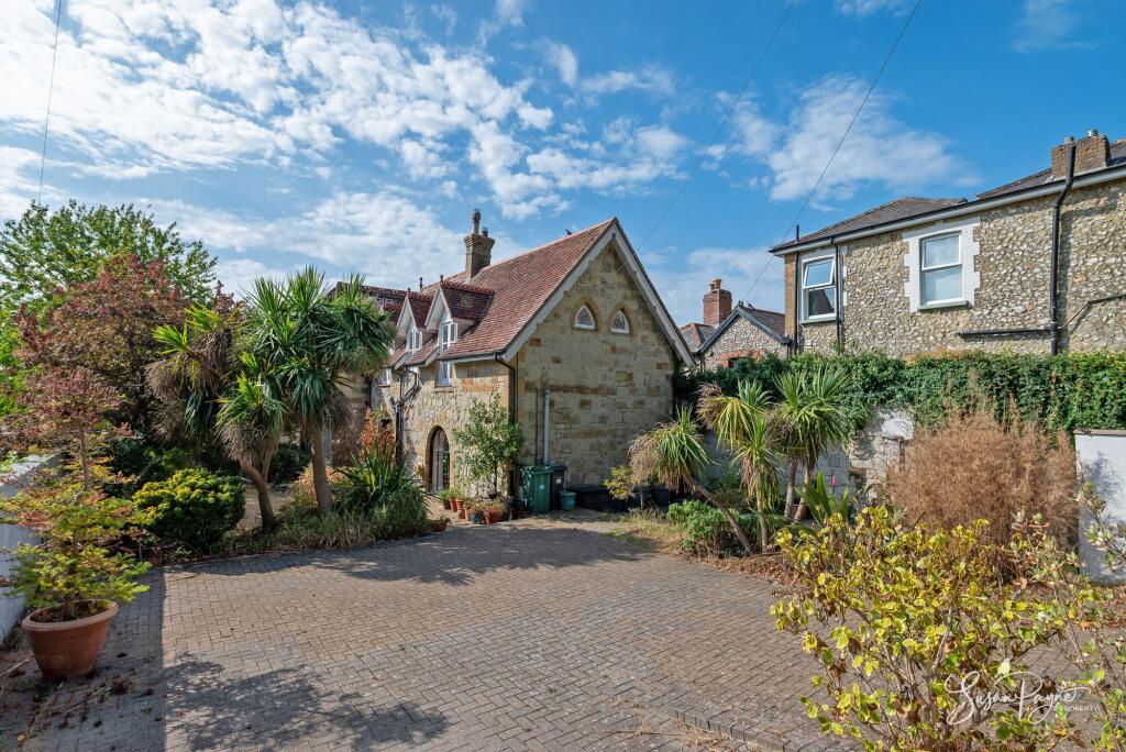 House in Ventnor, Cowlease - View 4