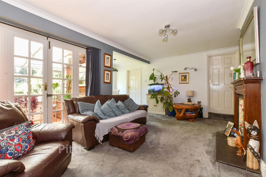 Chatfield Lodge, Newport, Isle of Wight photo 2