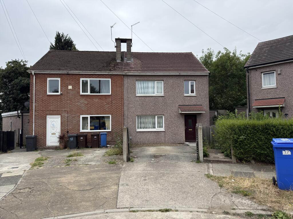 Main image of property: 15 Sharrard Close, Sheffield, South Yorkshire S12 2FA