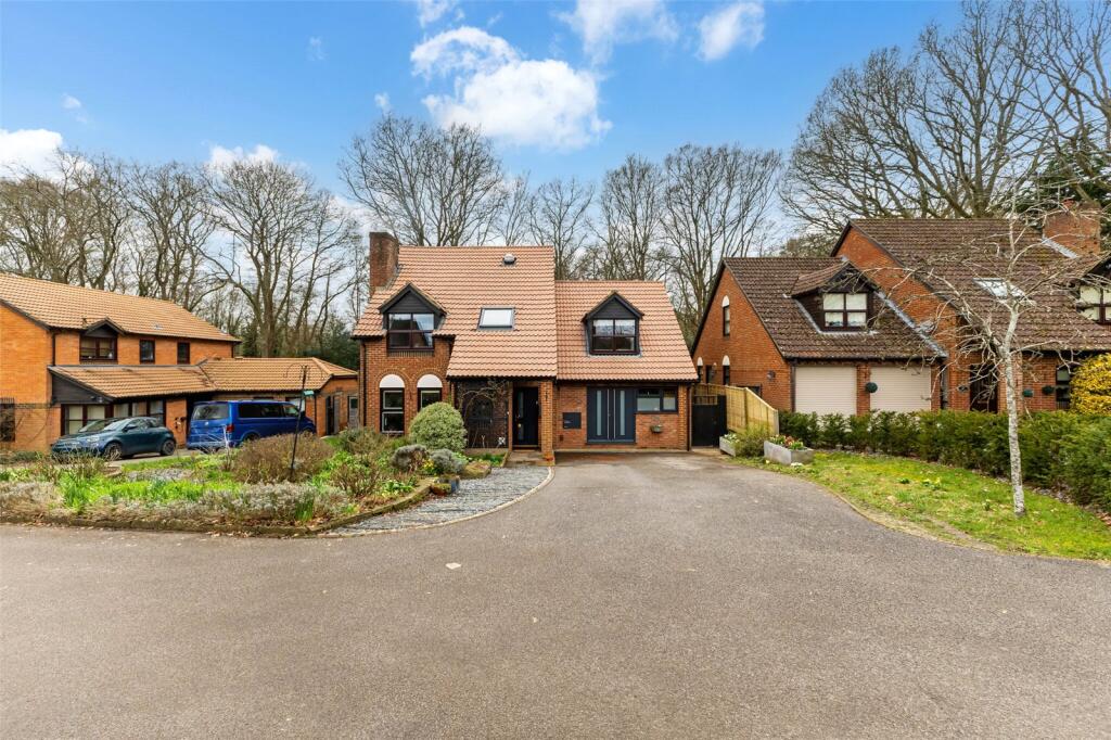 Main image of property: The Oaks, Tadley, RG26