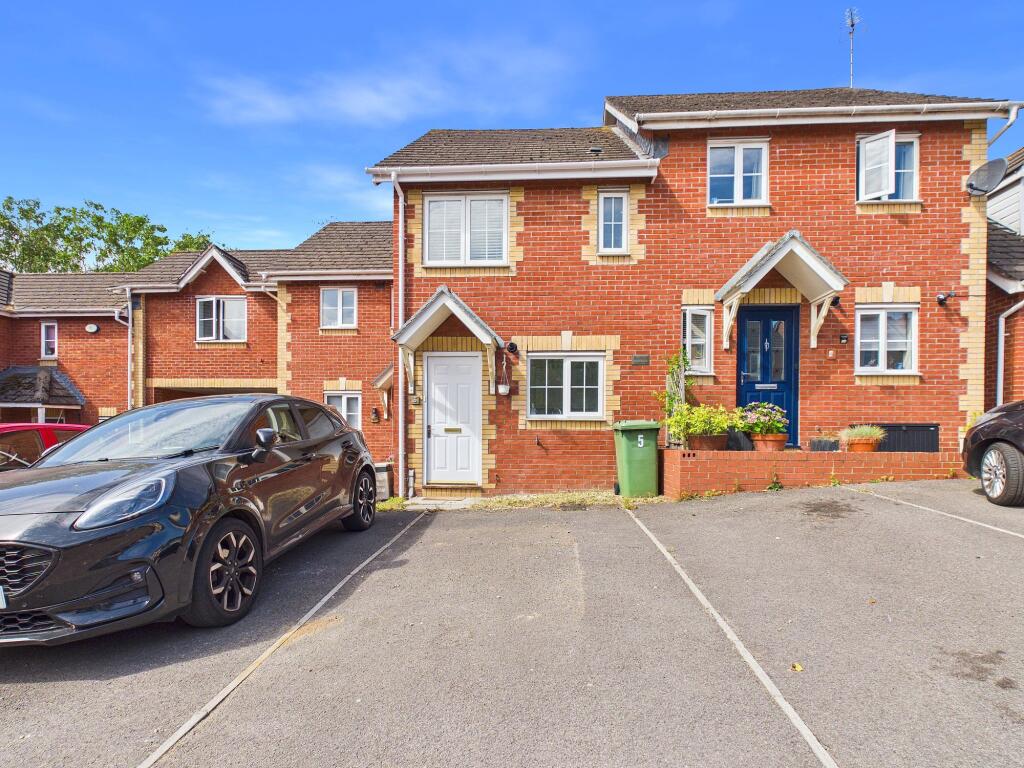 Main image of property: Cwrt Edward, Barry, CF62