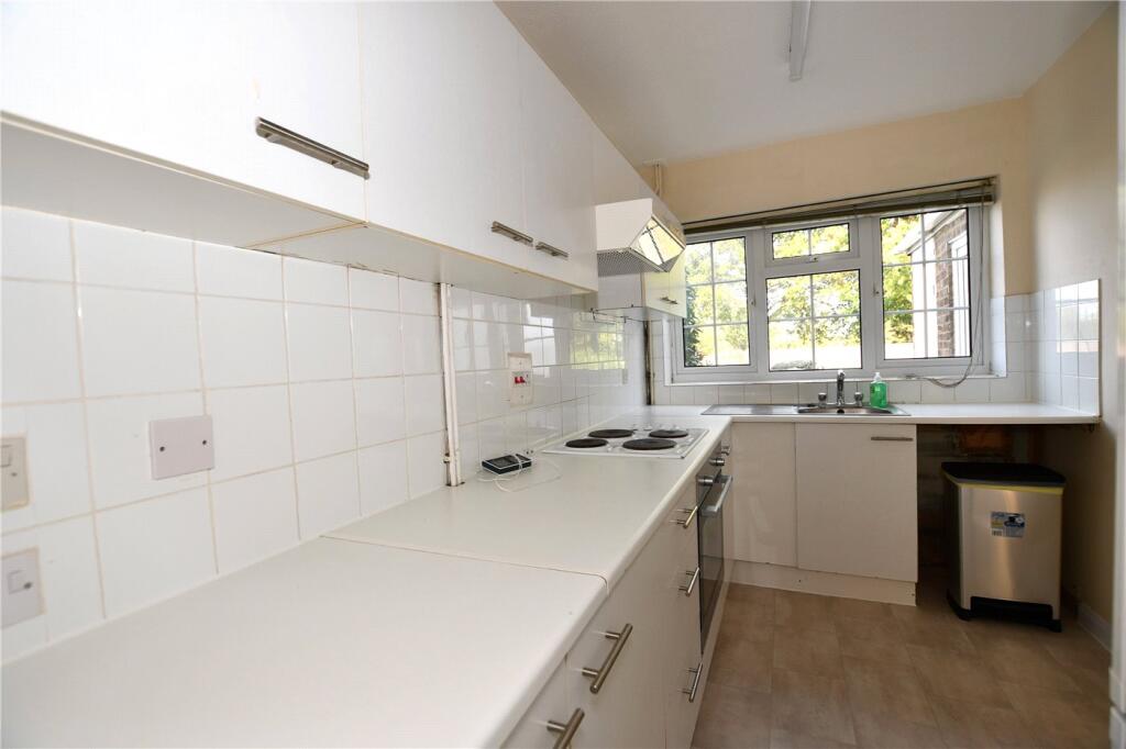 McCarthy Way, Finchampstead, Wokingham, RG40 photo 4