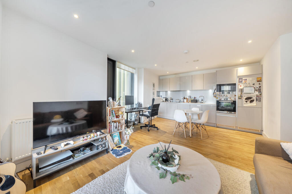 Apartment in London - View 4